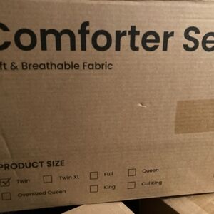 Comforter Set with Soft & Breathable Fabric